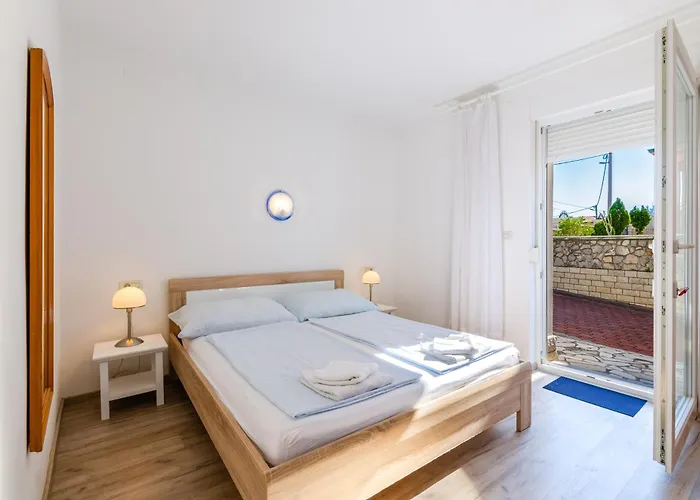 Villa Seaside By Jr