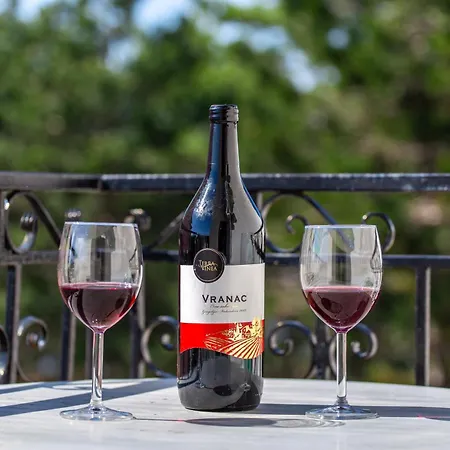 Seaside By Jr * جادرانوفو