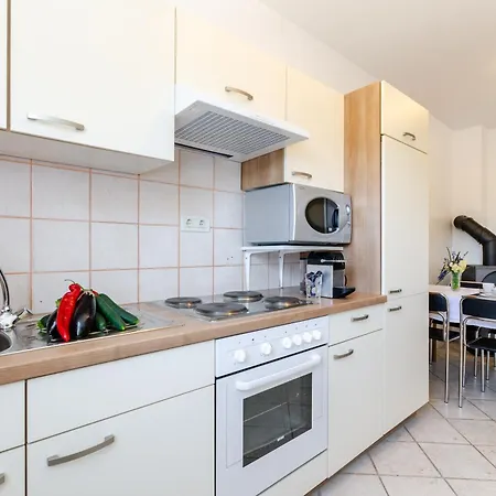 Seaside By Jr فيلة