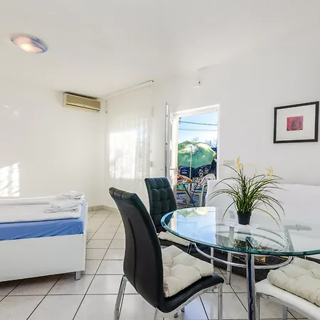 Seaside By Jr فيلة