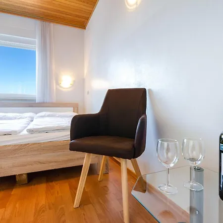 Seaside By Jr جادرانوفو