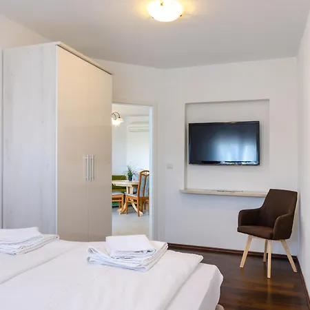 Seaside By Jr فيلة جادرانوفو